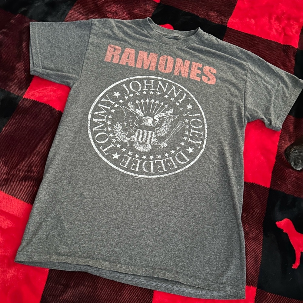 Ramones Shirt😎😎